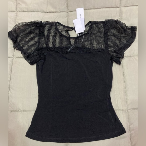 Forever New LISA LACE
YOKE FLUTTER
SLEEVE TOP - Picture 9 of 9